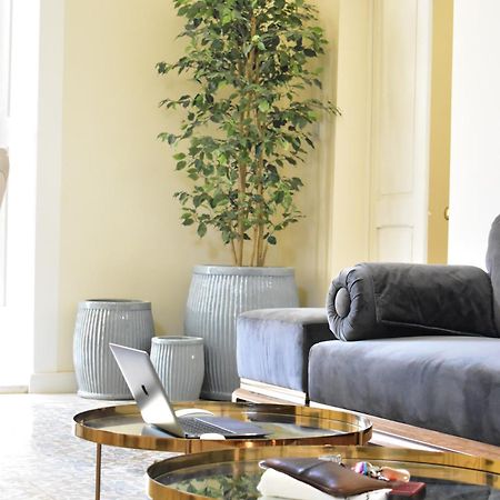 Grand Arcanum Apartment 2 - Comfortable And Elegant Сенглея Экстерьер фото