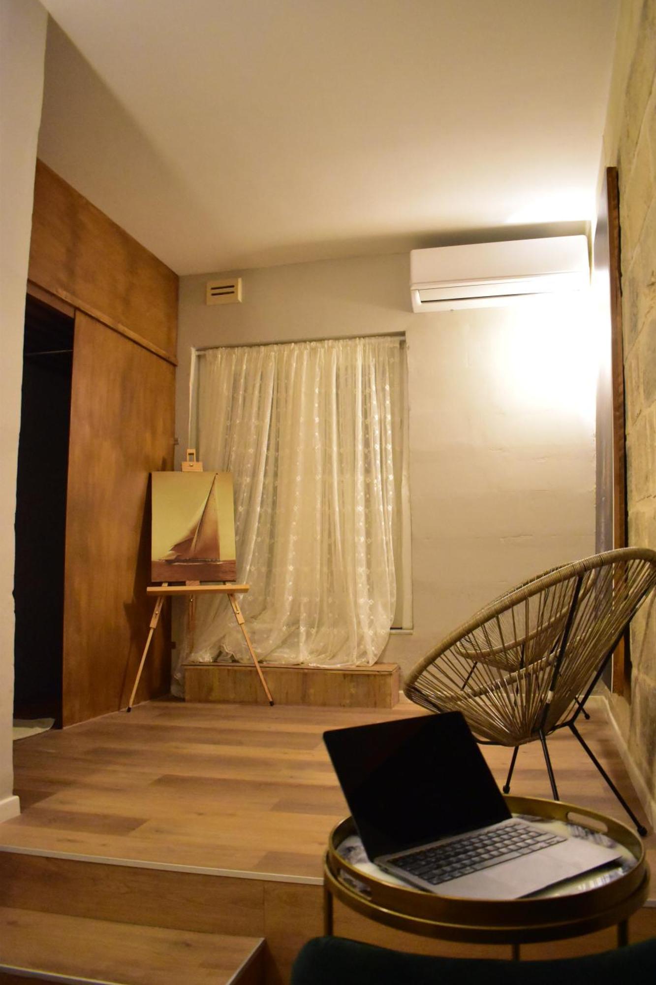 Grand Arcanum Apartment 2 - Comfortable And Elegant Сенглея Экстерьер фото