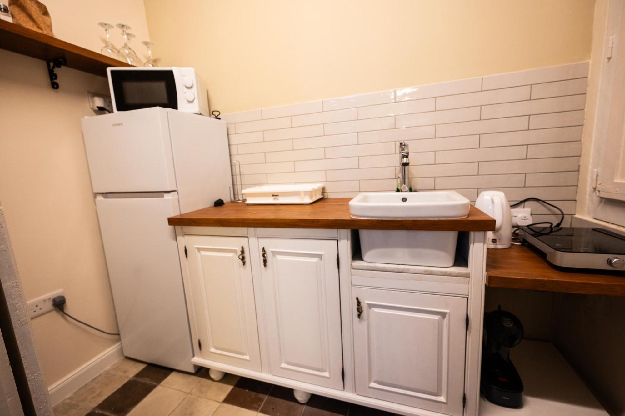 Grand Arcanum Apartment 2 - Comfortable And Elegant Сенглея Экстерьер фото