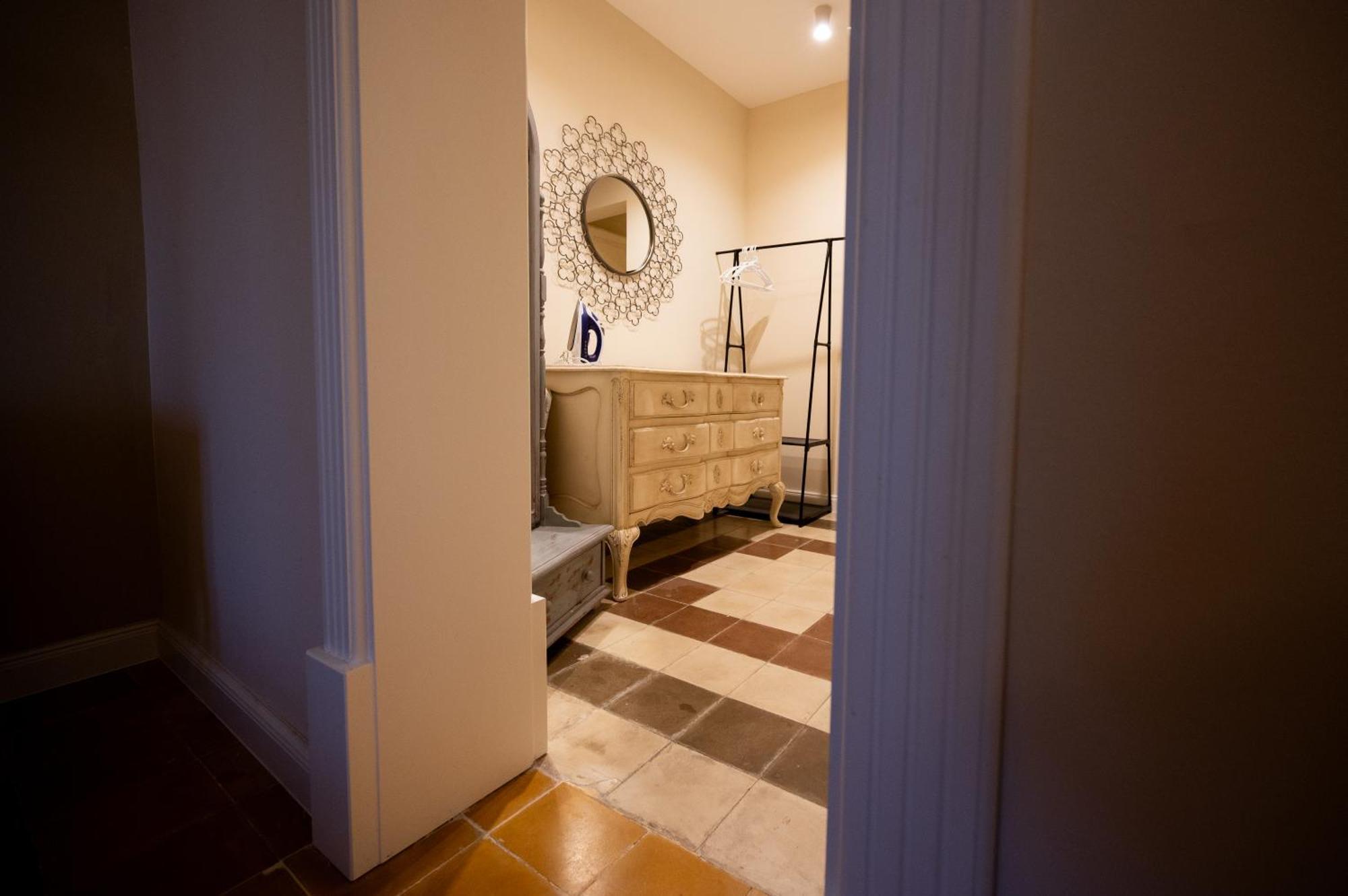 Grand Arcanum Apartment 2 - Comfortable And Elegant Сенглея Экстерьер фото